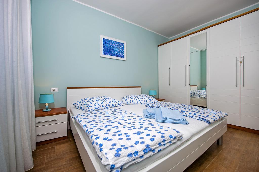 Apartments Karmen Ρόβινι Εξωτερικό φωτογραφία