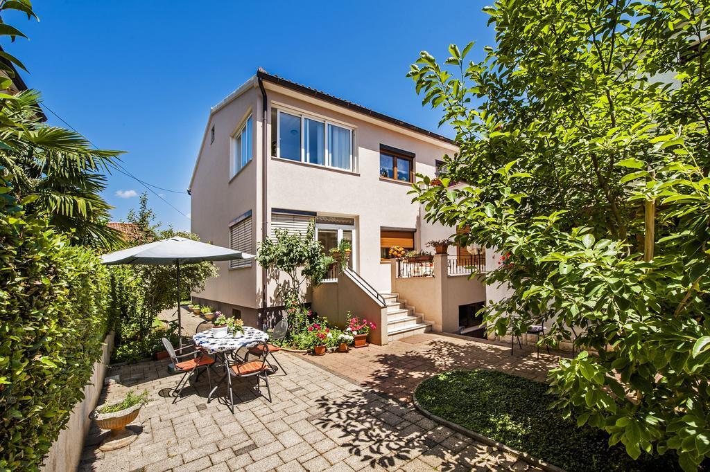 Apartments Karmen Ρόβινι Εξωτερικό φωτογραφία