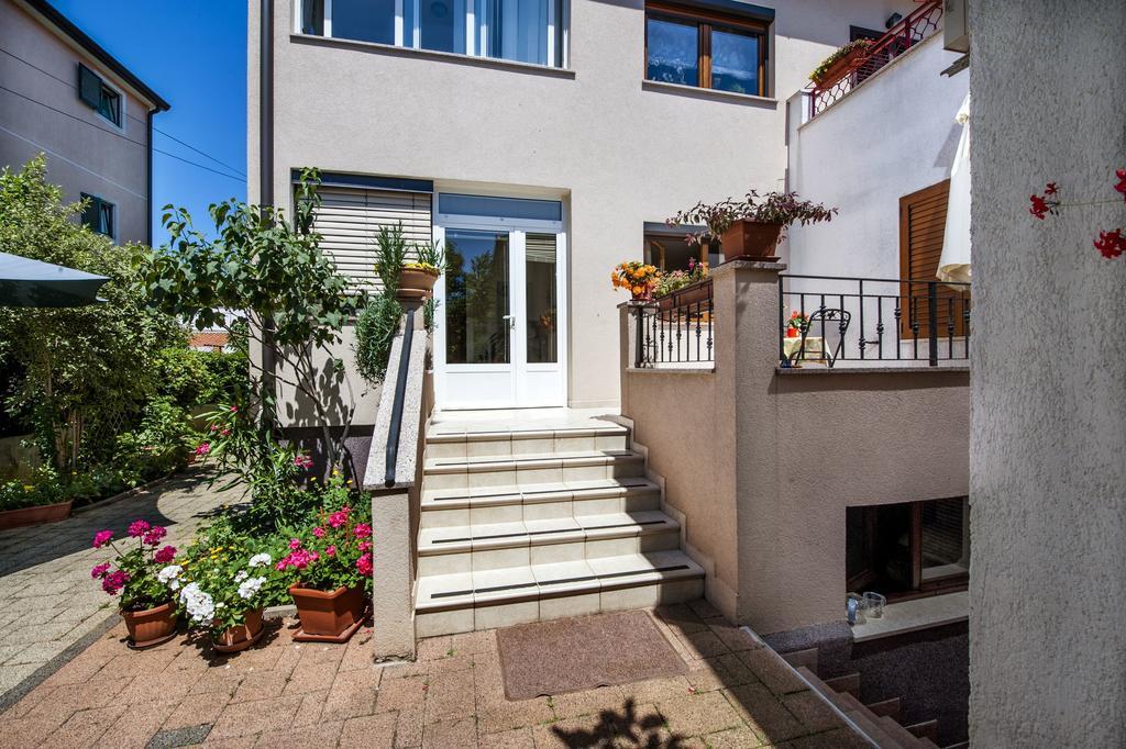 Apartments Karmen Ρόβινι Εξωτερικό φωτογραφία